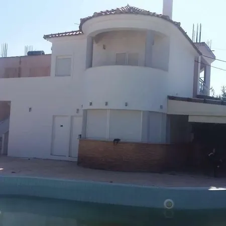 Studios Odysseas Aparthotel 3*